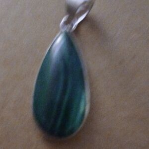 Malachite Elegant Green Teardrop Pendant silver Necklace